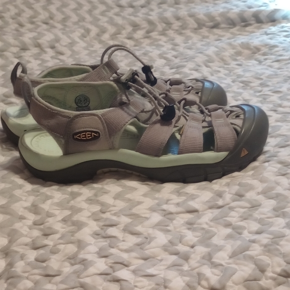 Women's Keen Athletic Sandals Size 10.5 - Picture 4 of 5